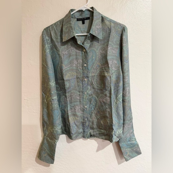 Lafayette 148 New York Green Women's Paisley Print 100% Silk Blouse size 12 - Picture 2 of 6